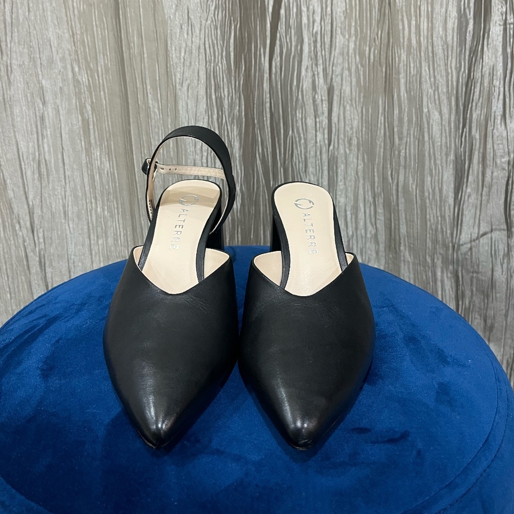 Alterre -Customizable Black V Mule + Removable Elsie Strap